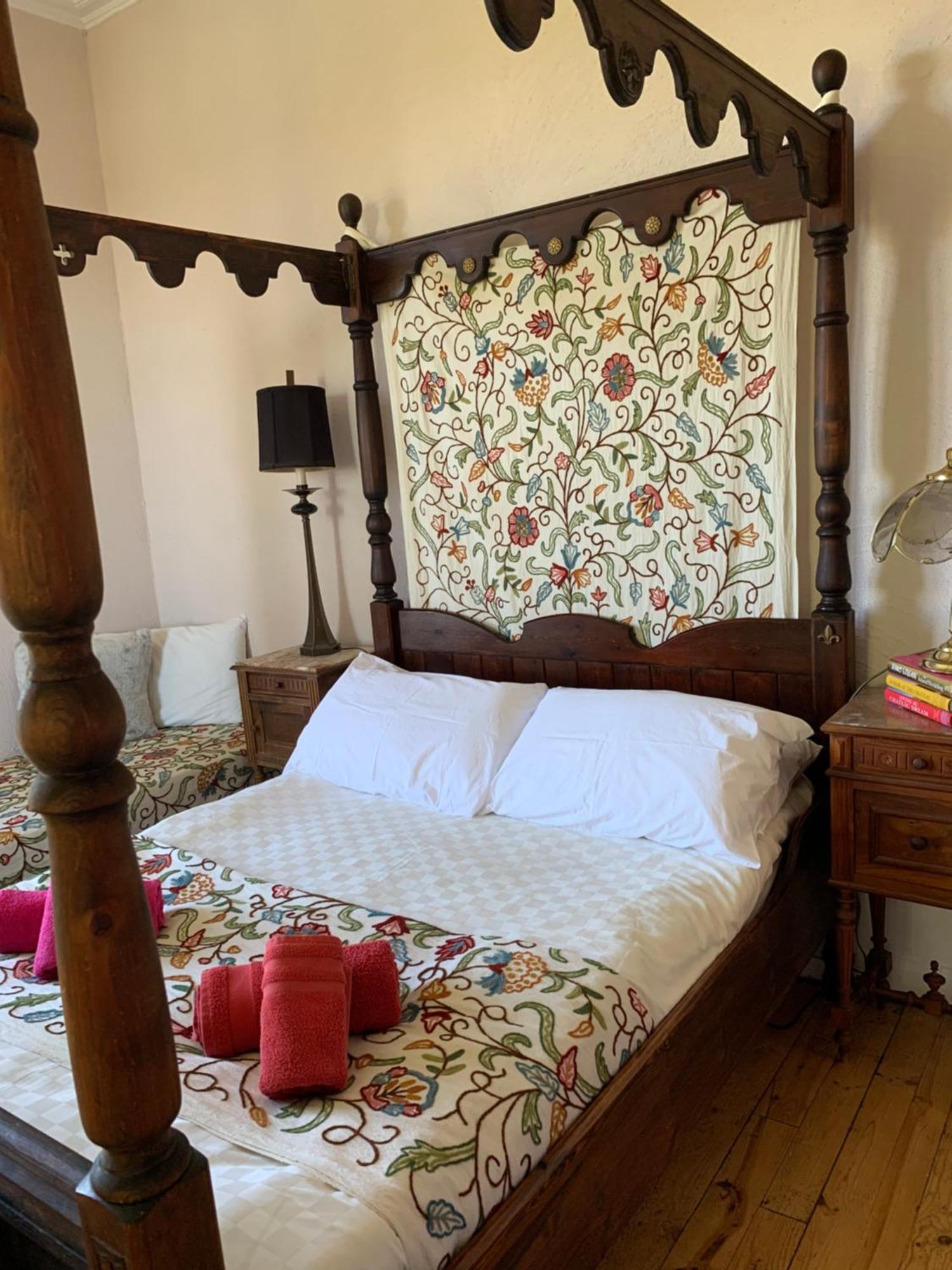 Le Chateau Giat Bed & Breakfast Eksteriør bilde